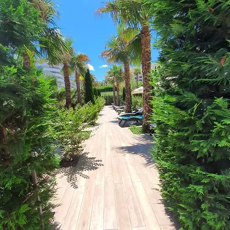 Appartement Im Palmen-Garten