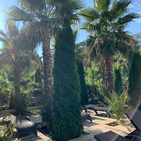 Appartement Im Palmen-Garten Lägenhet *